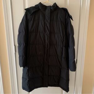 LL Bean  Women's Black Puffer Coat petite